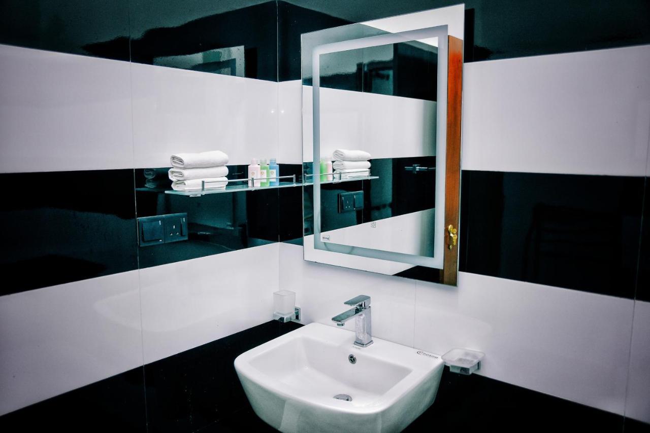 Aurum Boutique Hotell Negombo Eksteriør bilde